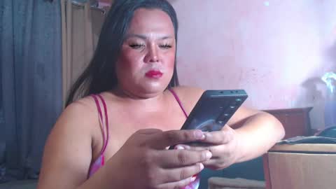 Snapshot of the_ladyboy_nextdoor69 chatting on 19, 5, 2026 the_ladyboy_nextdoor69 online show from 19, 5, 2026