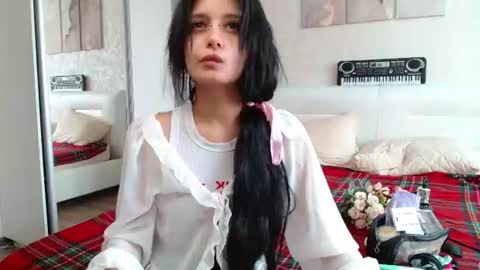 Snapshot of the_slutty_fox chatting on 25, 6, 2026 the_slutty_fox online show from 25, 6, 2026