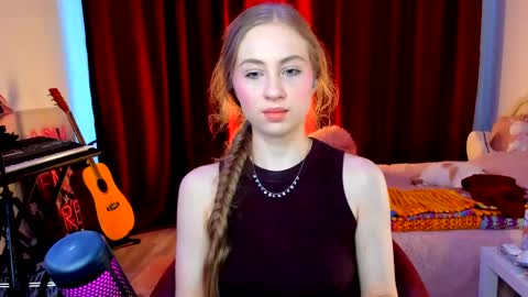 Snapshot of the_steel_magnolia_ chatting on 28, 5, 2026 Ally STREAMING ON TWITCH NOW Check my Twitter for updates online show from 28, 5, 2026