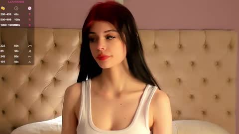 My name is Cynthia and Im very happy to see you in my sweet room  online show from 14, 2, 2025