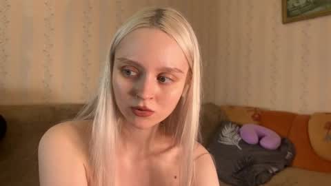 Snapshot of thealiceland chatting on 6, 4, 2026 Alice online show from 6, 4, 2026