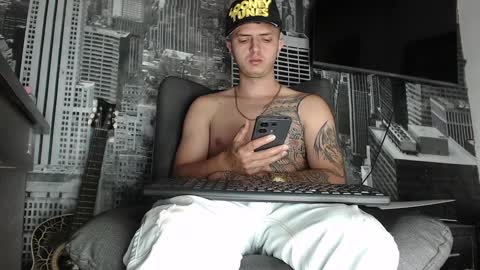 Snapshot of theangelmiguel chatting on 21, 12, 2024 Miguel Angel online show from 21, 12, 2024