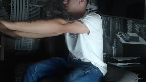 Snapshot of theangelmiguel chatting on 2, 1, 2025 Miguel Angel online show from 2, 1, 2025