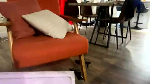 theauroravee online show from 14, 9, 2025