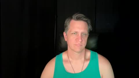 Snapshot of thebatandthecat10 chatting on 27, 6, 2026 ISABELLA or MATT online show from 27, 6, 2026