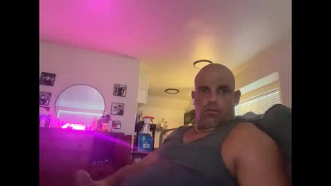 Snapshot of thebuzz777 chatting on 24, 9, 2025 theBuzz777 online show from 24, 9, 2025