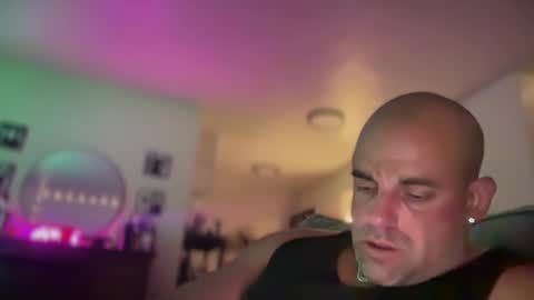 Snapshot of thebuzz777 chatting on 7, 10, 2025 theBuzz777 online show from 7, 10, 2025