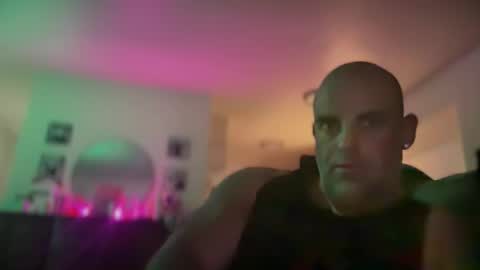 Snapshot of thebuzz777 chatting on 20, 10, 2025 theBuzz777 online show from 20, 10, 2025