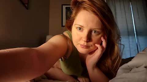 Snapshot of thedancingalien chatting on 28, 12, 2024 Kassandra Grant online show from 28, 12, 2024