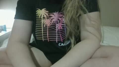 Snapshot of thedancingalien chatting on 6, 1, 2025 Kassandra Grant online show from 6, 1, 2025