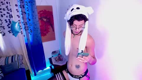 Snapshot of thedoll_ethan chatting on 20, 3, 2026 ethan online show from 20, 3, 2026