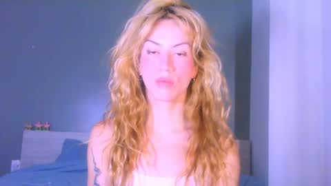Snapshot of thedollxxxperience chatting on 17, 4, 2026 Yolanda online show from 17, 4, 2026