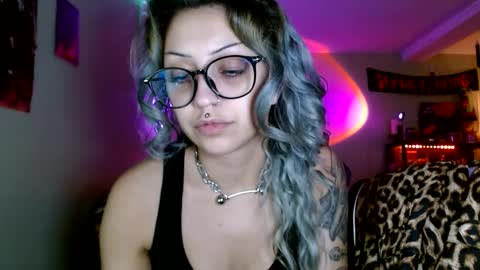 KIng Venus online show from 1, 12, 2025