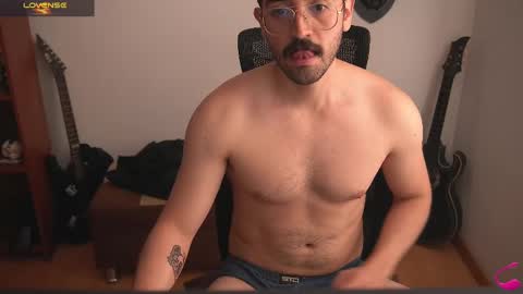 Snapshot of thefckingwolf chatting on 15, 9, 2025 Wolf Independent model online show from 15, 9, 2025