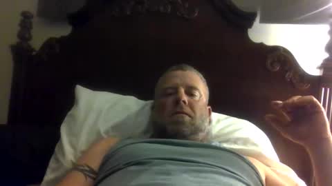 Snapshot of theflirtinsquirts chatting on 27, 4, 2026 EthicalNightOps online show from 27, 4, 2026