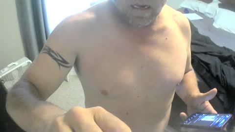 Snapshot of theflirtinsquirts chatting on 29, 4, 2026 EthicalNightOps online show from 29, 4, 2026