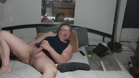 Snapshot of thehotlantaman chatting on 12, 3, 2025 thehotlantaman online show from 12, 3, 2025