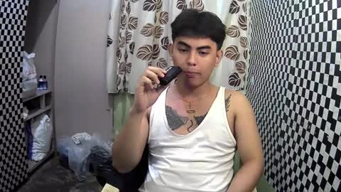 Snapshot of thehugecomeback chatting on 19, 1, 2025 Xerxis online show from 19, 1, 2025