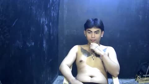 Snapshot of thehugecomeback chatting on 10, 2, 2025 Xerxis online show from 10, 2, 2025