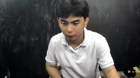 Snapshot of thehugecomeback chatting on 12, 2, 2025 Xerxis online show from 12, 2, 2025