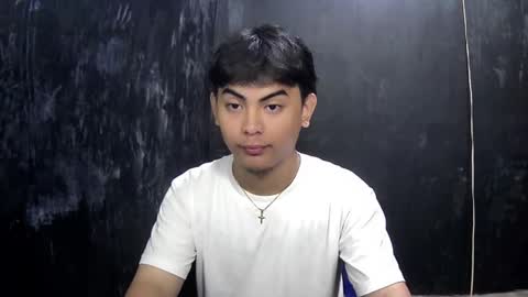 Snapshot of thehugecomeback chatting on 16, 2, 2025 Xerxis online show from 16, 2, 2025
