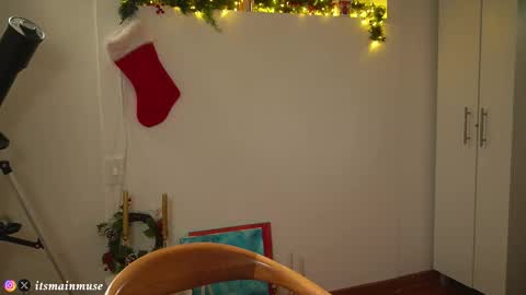 Iris online show from 22, 12, 2025