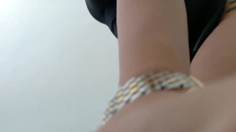 Lily Marie online show from 27, 9, 2025