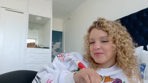 Snapshot of theislandgirl chatting on 16, 1, 2026 Lily Marie online show from 16, 1, 2026