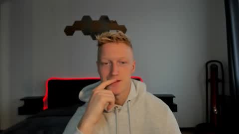 Snapshot of thejacob_d chatting on 13, 11, 2025 thejacob_d online show from 13, 11, 2025