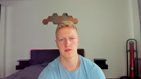 Snapshot of thejacob_d chatting on 20, 11, 2025 thejacob_d online show from 20, 11, 2025