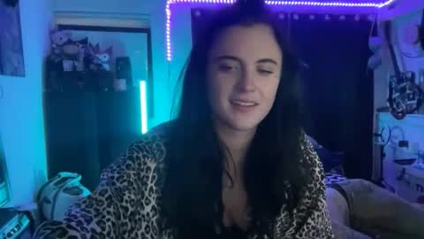 Snapshot of thejennataylor chatting on 3, 3, 2026 thejennataylor online show from 3, 3, 2026