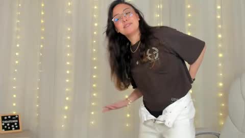 Katie. Kate is the name I go by. online show from 20, 9, 2025