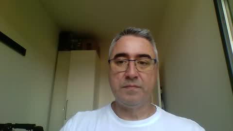 Snapshot of themohican chatting on 17, 4, 2026 Themohican online show from 17, 4, 2026