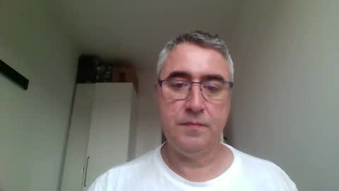 Snapshot of themohican chatting on 29, 4, 2026 Themohican online show from 29, 4, 2026