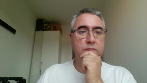 Snapshot of themohican chatting on 3, 6, 2026 Themohican online show from 3, 6, 2026