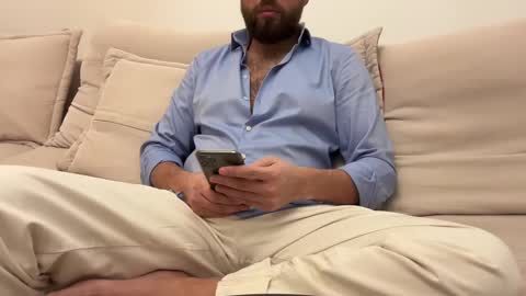 TheMonarchGoat online show from 5, 3, 2025