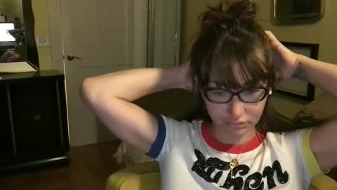 Snapshot of themrsnelson chatting on 5, 11, 2025 Cach Nelson online show from 5, 11, 2025