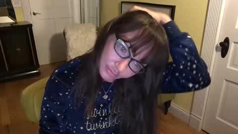 Snapshot of themrsnelson chatting on 22, 11, 2025 Cach Nelson online show from 22, 11, 2025