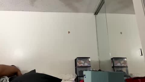 Snapshot of thenewtestament93 chatting on 16, 4, 2026 thenewtestament93 online show from 16, 4, 2026