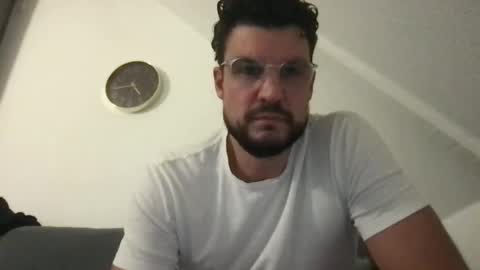 Snapshot of thenudeworldrover chatting on 24, 2, 2025 thenudeworldrover online show from 24, 2, 2025