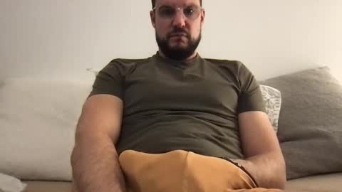 Snapshot of thenudeworldrover chatting on 26, 3, 2026 thenudeworldrover online show from 26, 3, 2026