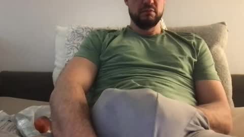 Snapshot of thenudeworldrover chatting on 28, 3, 2026 thenudeworldrover online show from 28, 3, 2026