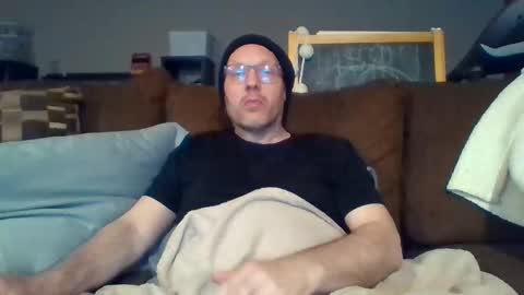 Snapshot of theo6974z chatting on 18, 5, 2026 theo6974z online show from 18, 5, 2026
