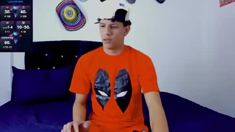 Snapshot of theo_bigcock_ chatting on 15, 7, 2026 Theo online show from 15, 7, 2026