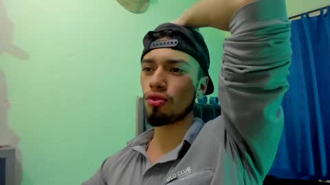 Snapshot of theo_stone04 chatting on 14, 9, 2025 Theo online show from 14, 9, 2025