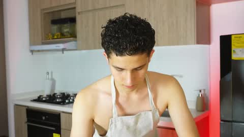 Snapshot of theohawke_ chatting on 14, 2, 2025 THEO- MATEO online show from 14, 2, 2025