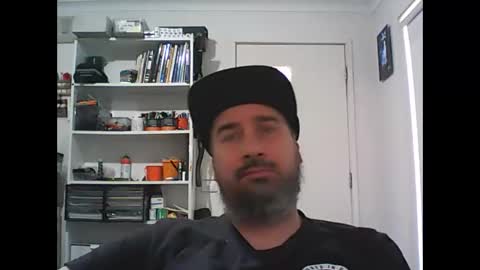 Snapshot of theozbeardguy chatting on 28, 10, 2025 aussiebeard online show from 28, 10, 2025