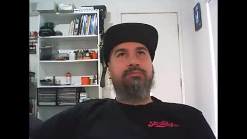 Snapshot of theozbeardguy chatting on 19, 11, 2025 aussiebeard online show from 19, 11, 2025