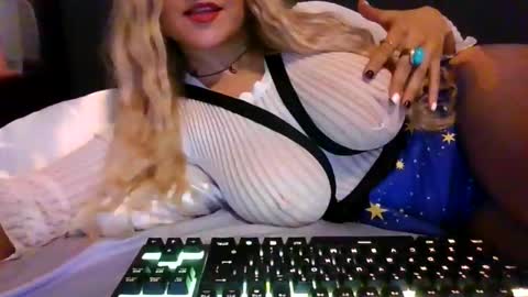 the peach princess  online show from 10, 11, 2025