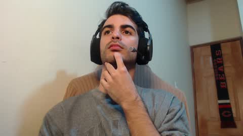 Santiago Enrique online show from 17, 12, 2024